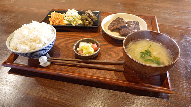 朝めし あるべ