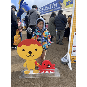 イベント会場のおねえさんに撮影をすすめられて、ちょっと恥ずかしさのある笑顔です！