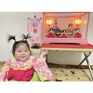初節句で袴を着させて、はい、ポーズ！！