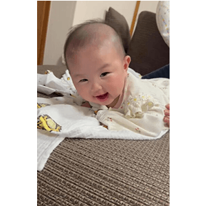 初めてのうつぶせ成功！