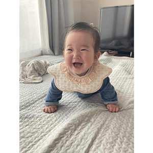 みてみてー、ハイハイできたよー(^^)