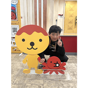 たこるくんとタコベエが手を繋いでいたので一緒に仲間に入れてもらいにきたよー