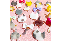 陶器にみえるにゃんこブローチAtelierRunon