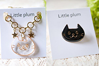 Little Plum と丸眼鏡
