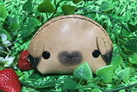 うさぎ柄の革小物屋さん　USAGIYA