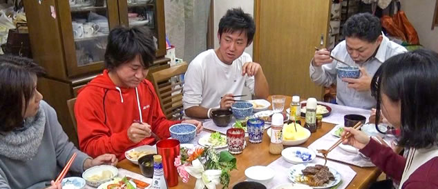 西岡 良仁 写真2